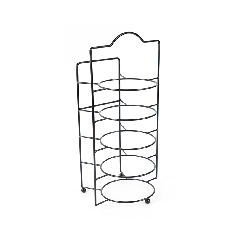 Etagen-Servierständer mit Schüsseln und Schüsseln