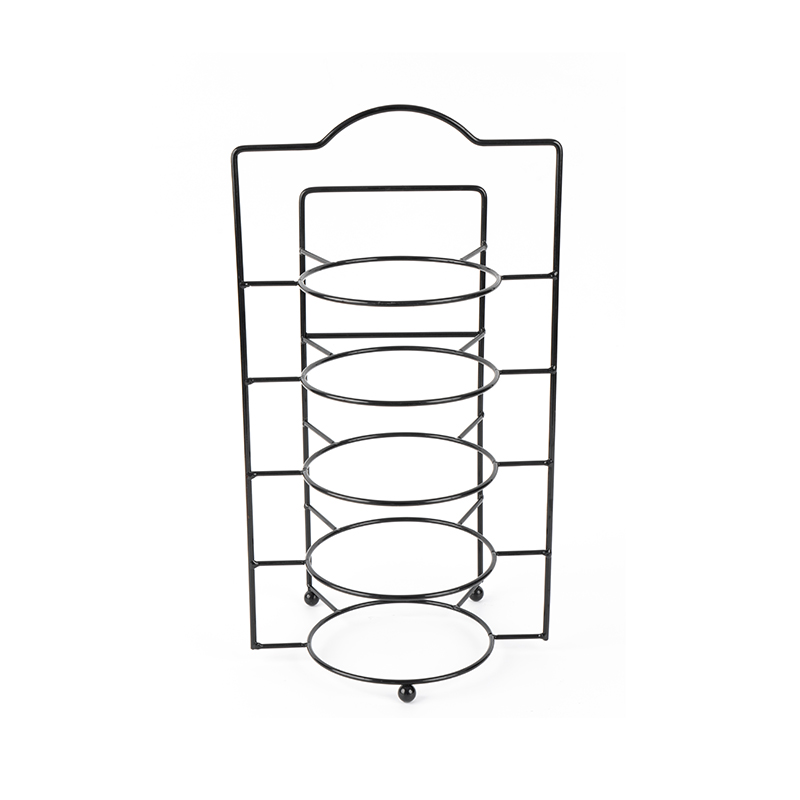 Etagen-Servierständer mit Schüsseln und Schüsseln